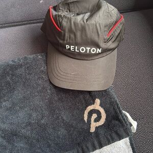 Paleton hat
